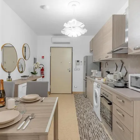 Apartment Casa Royale Al Relais Du
