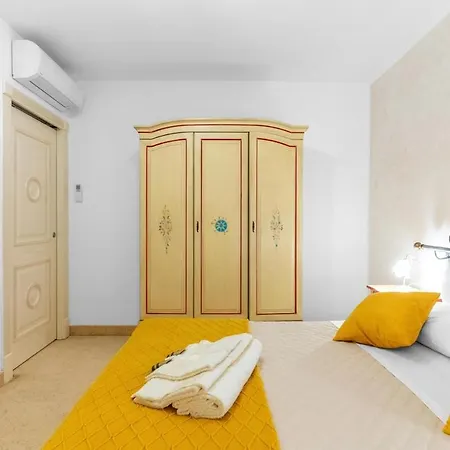 Casa Royale Al Relais Du * 데센자노델가르다